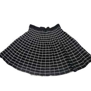 Chelsea & Theodore Skater Knit Skirt Size XL Ruffle Stretch Pull On Reversible